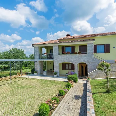 Rajko Gostinjska kuća 3*